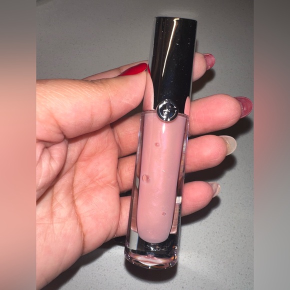 Armani Prisma Glass Lip Gloss In Color 08 - Sugar Halo (Light Cool Pink) - Picture 10 of 11